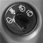 HUSQVARNA TC 242 T mit Schneeschild 120Plus & Gartentraktoren Anhänger 275 - Image 12