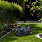 Husqvarna Automower 310E NERA Mähroboter & Garage - Image 5